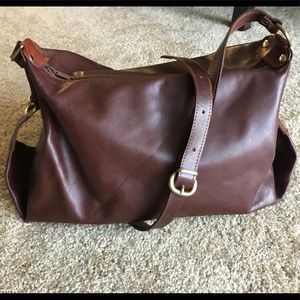 Brown leather messenger/crossbody bag